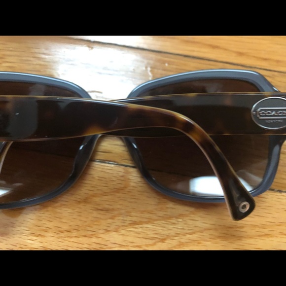 Coach Sunglasses - Picture 3 of 5